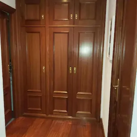 Vivienda Proxima A La Puerta Del Sol Апартаменты *