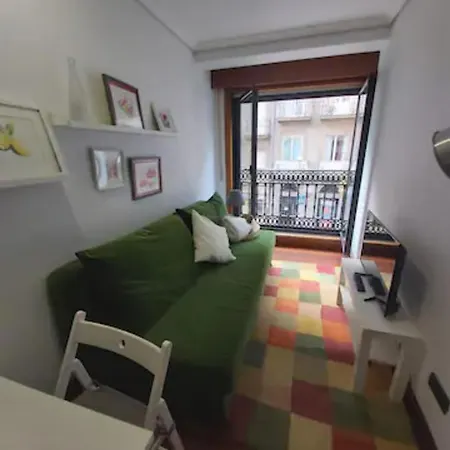 Vivienda Proxima A La Puerta Del Sol Апартаменты